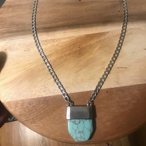 Simulated Turqoise and Silver-tone Necklace - Picture 1 of 4